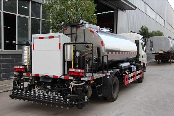 asphalt distributor truck Tanzania